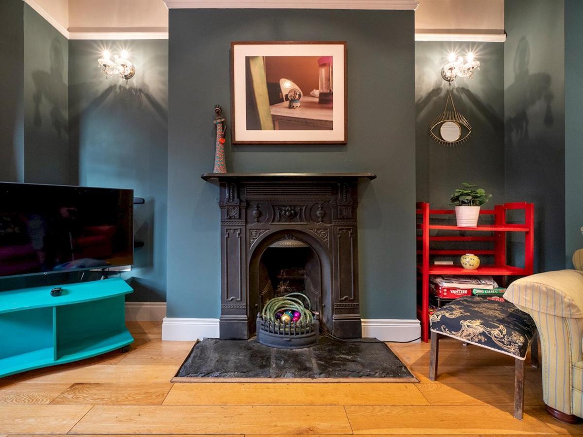 Pass The Keys Colourful, Quirky Artist-Owned 3 Bed Next To Cafes Villa Belfast Exterior photo